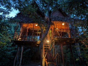 Atha Tree House
